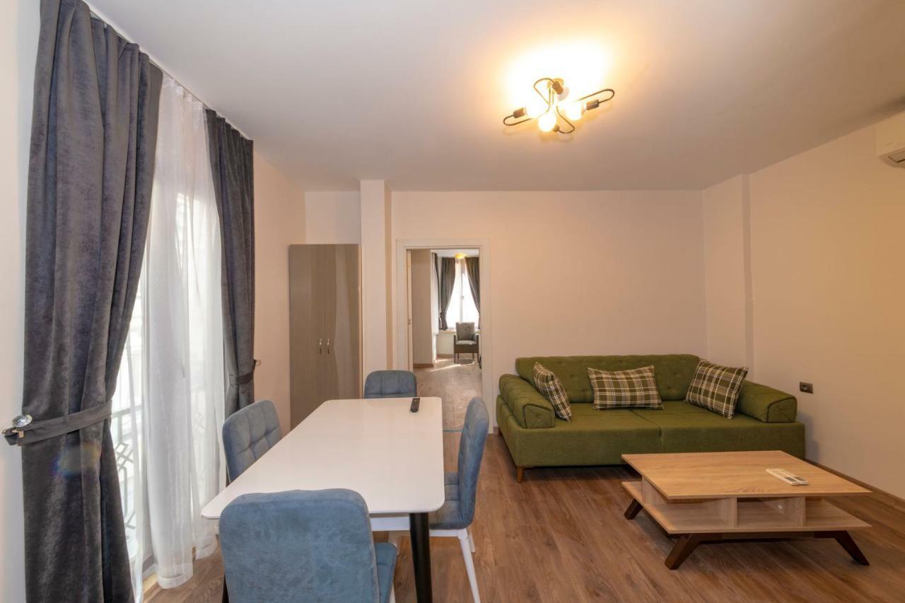 Taxim First Apart Istanbul Bagian luar foto